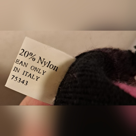 EUC Vintage Y2K Danielle Meucci Pink Cow Wool Casual Winter Snow Scarf w/ Pocket - Picture 10 of 10